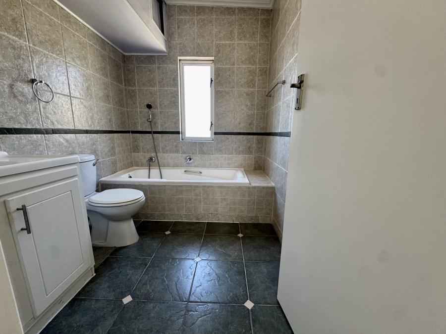 3 Bedroom Property for Sale in Beachfront Western Cape